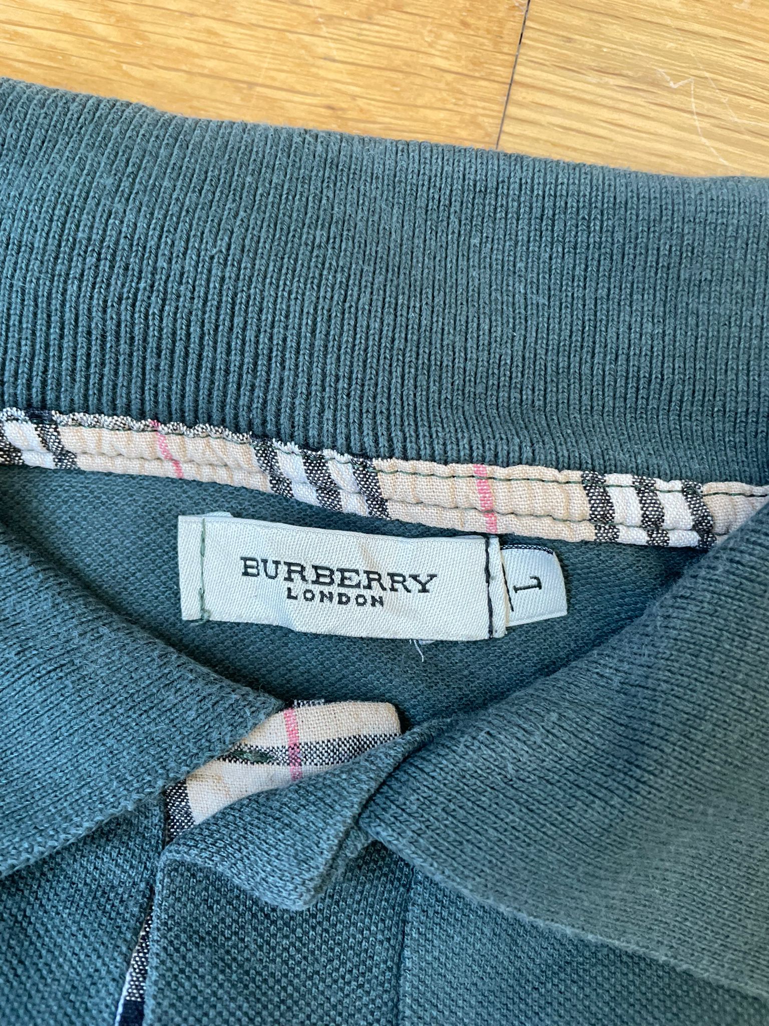 Burberry Polo Vintage Manga Larga — Talla L